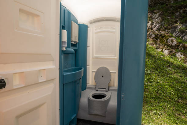 Porta potty rental for outdoor events in South Browning, MT